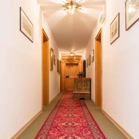 In With One-bedroom 2